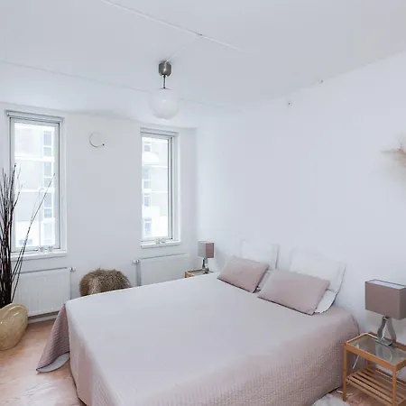 Beautiful High-end With Huge Balcony Apartamento